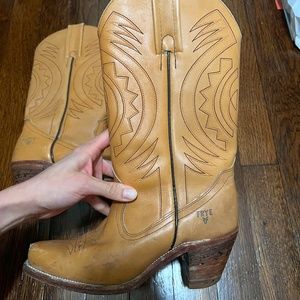 Vintage Frye Cowboy Boots - Size 6.